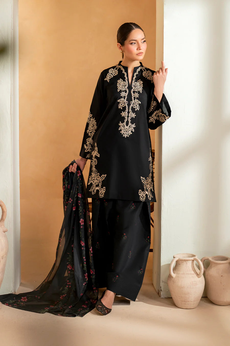 IZNIK- 3PC Lawn Embroidered Shirt with Chiffon Dupatta (Unstitched) - RN-2439