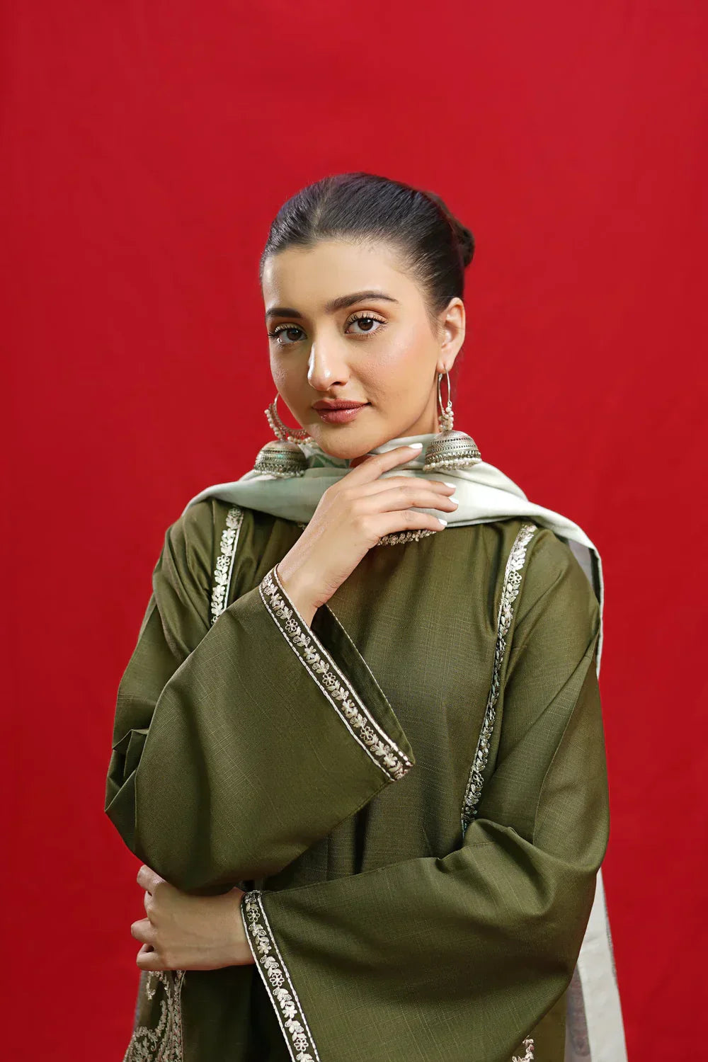 SAPPHIRE - 3PC Lawn Embroidered Shirt with Printed Chiffon Dupatta (Unstitched) - RN-2428