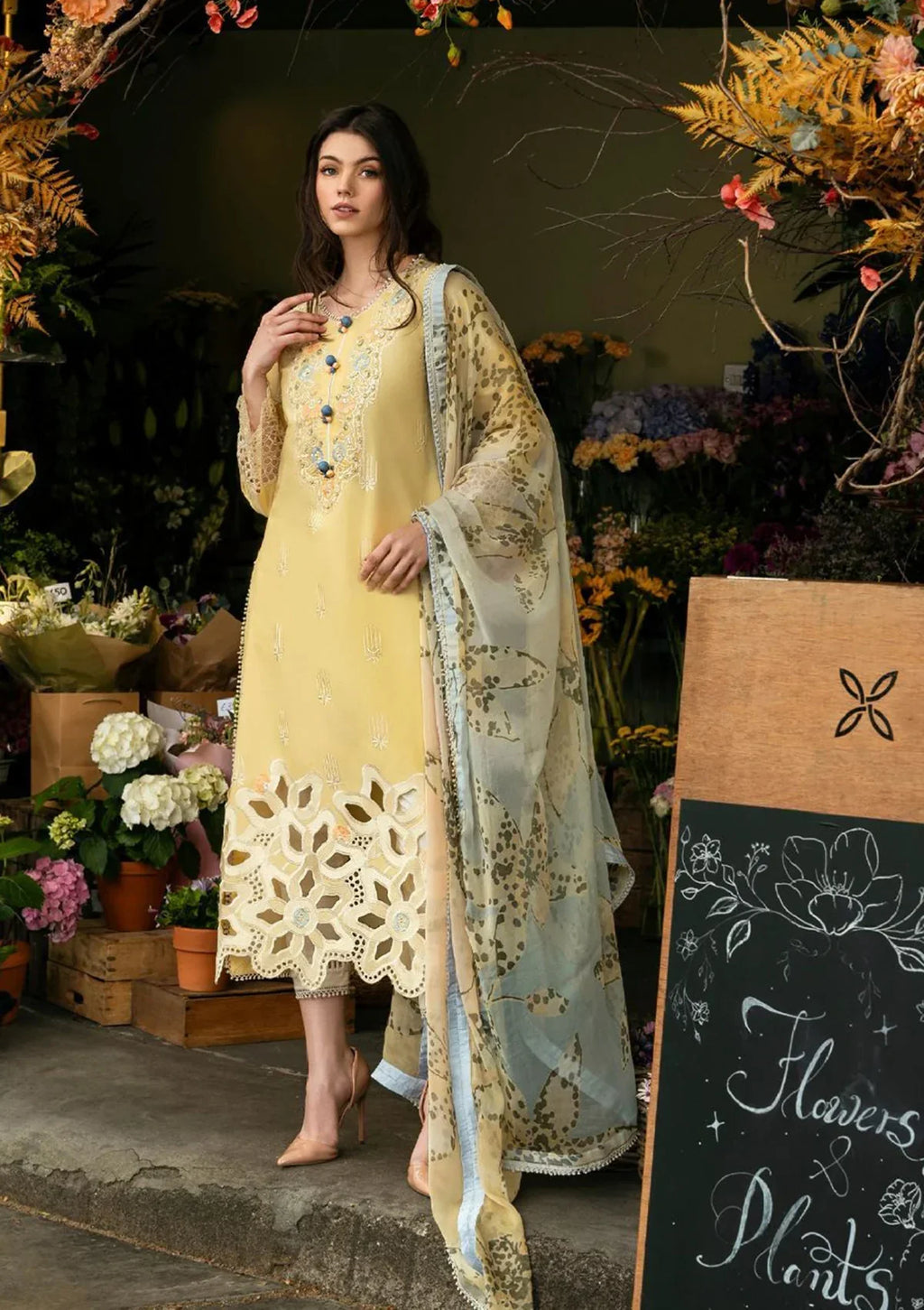 MARIA B - 3PC Lawn Embroidered Shirt with Printed Chiffon Dupatta (Unstitched) - RN-2425