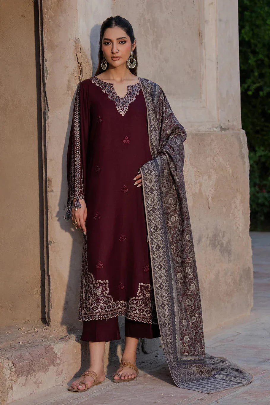IZNIK- 3PC Lawn Embroidered Shirt with Printed Chiffon Dupatta (Unstitched) - RN-2434