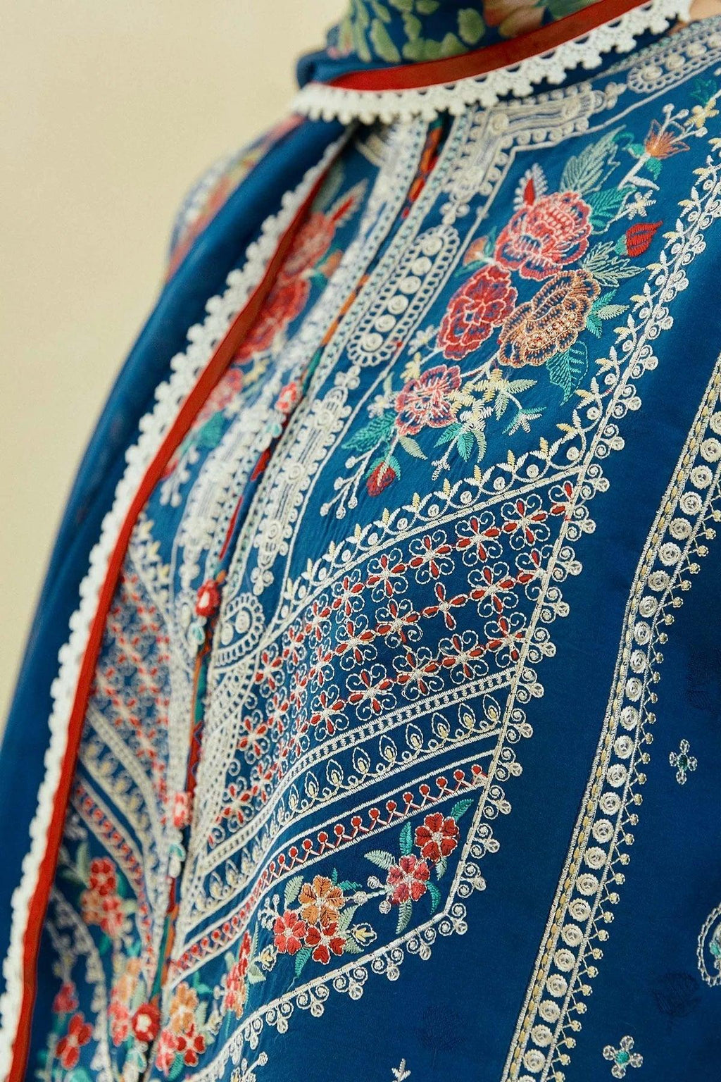 ZARA SHAHJAHAN - 3PC Lawn Embroidered Shirt with Printed Chiffon Dupatta (Unstitched) - RN-2422
