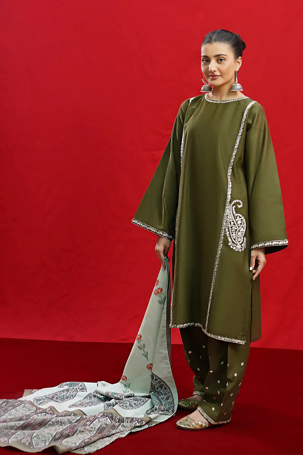 SAPPHIRE - 3PC Lawn Embroidered Shirt with Printed Chiffon Dupatta (Unstitched) - RN-2428