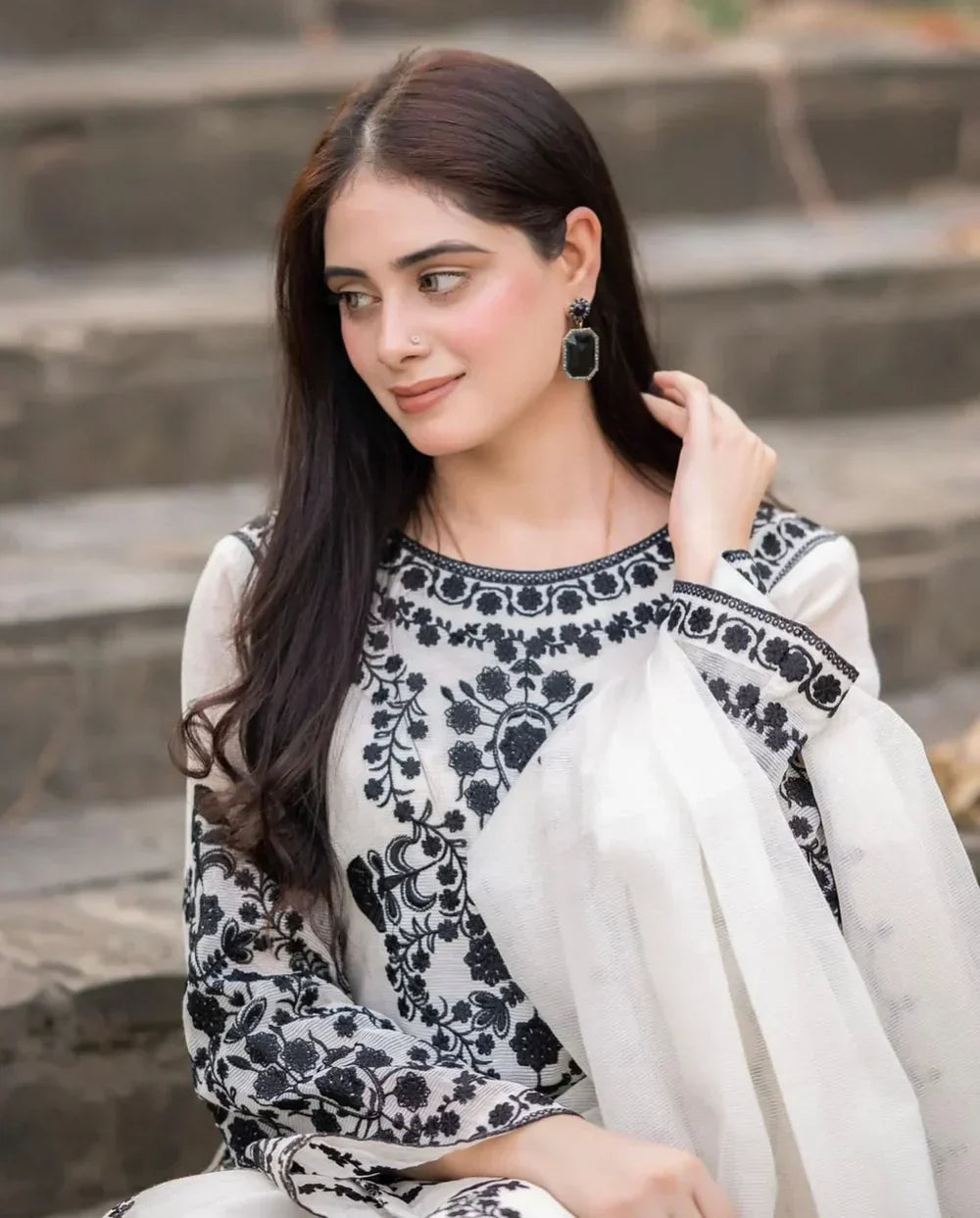 SAPPHIRE - 3PC Lawn Embroidered Shirt with Printed Chiffon Dupatta (Unstitched) - RN-2435