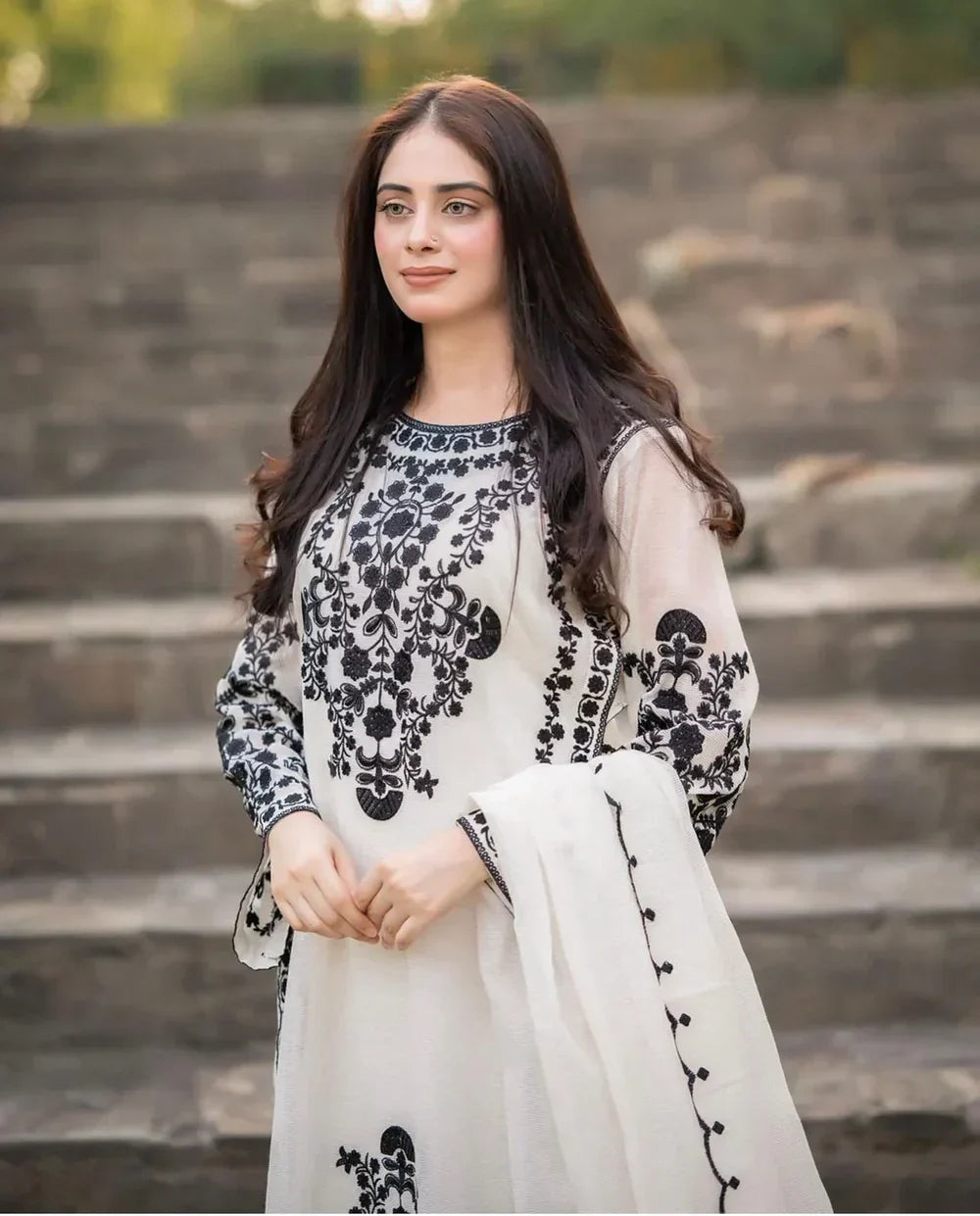SAPPHIRE - 3PC Lawn Embroidered Shirt with Printed Chiffon Dupatta (Unstitched) - RN-2435